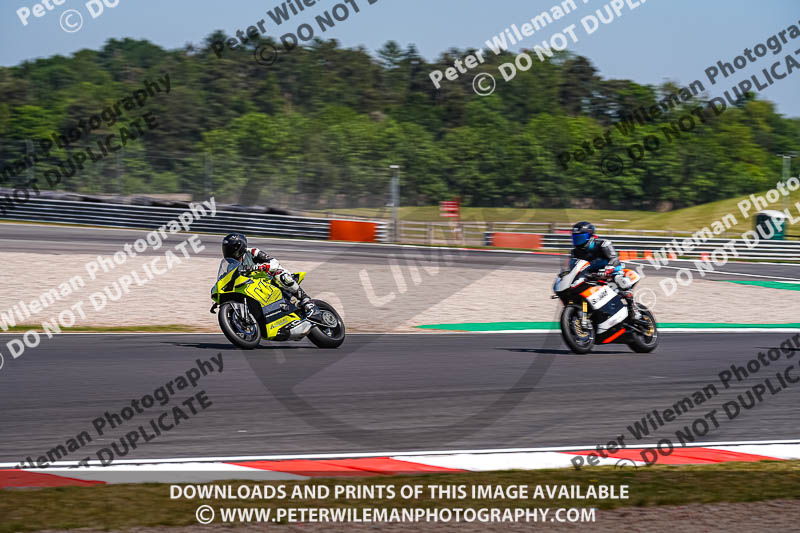 donington no limits trackday;donington park photographs;donington trackday photographs;no limits trackdays;peter wileman photography;trackday digital images;trackday photos